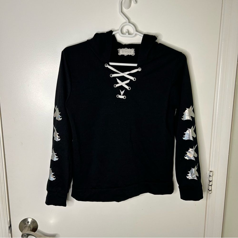 Btween | Girls black long sleeve hoodie sweater | size XL